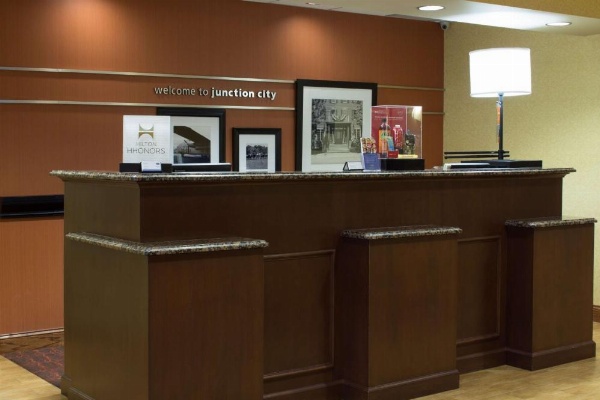 Hampton Inn By Hilton Junction City image 10