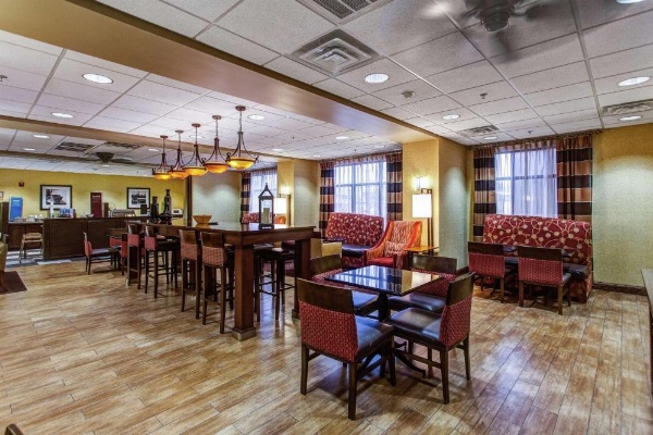 Hampton Inn By Hilton Junction City image 24